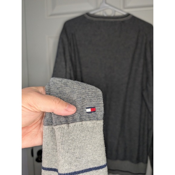 Tommy Hilfiger Men's XXL Gray Blue Finely Striped 100% Cotton Sweater - Picture 4 of 6
